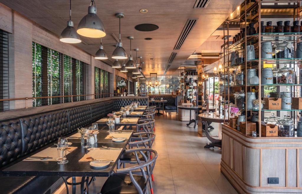 ריבה סוריה בנגקוק (Riva Surya Bangkok)