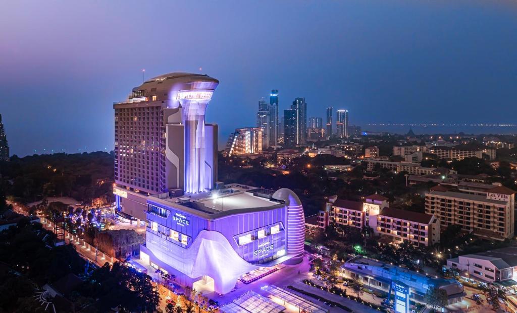 גראנד סנטר פוינט ספייס פאטיה (Grande Centre Point Space Pattaya)