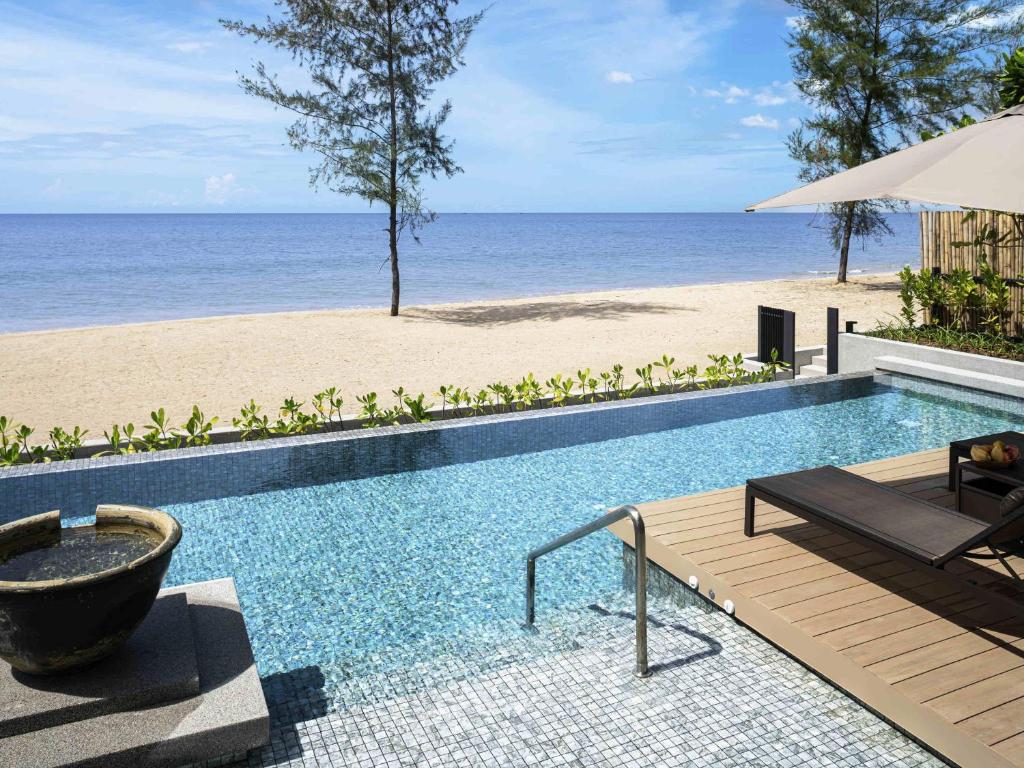 פולמן קאולק (Pullman Khao Lak Resort)