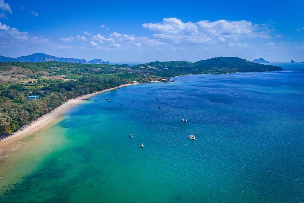 דוסיט טאני קראבי (Dusit Thani Krabi Beach Resort)