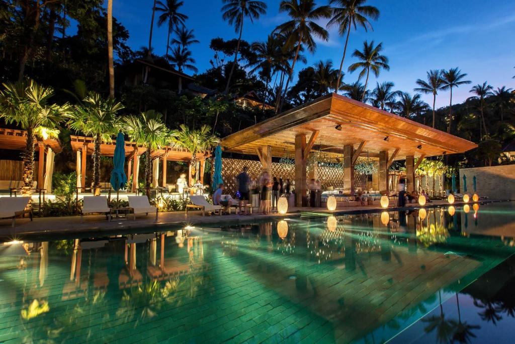פור סיזנס ריזורט (Four Seasons Resort Koh Samui)