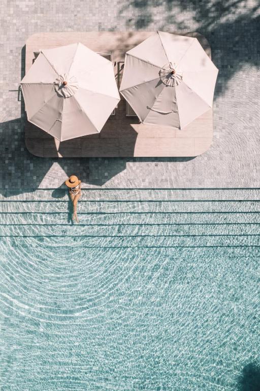 סנטרה קרון ריזורט פוקט (Centara Karon Resort Phuket)