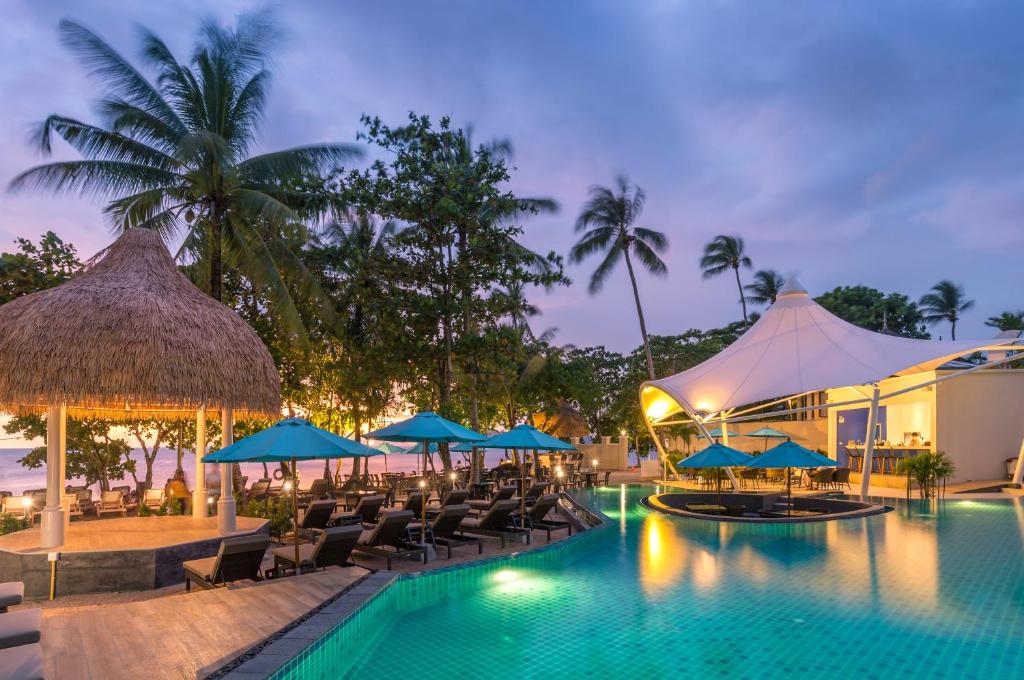 סנטרה או נאנג ביץ' ריזורט - (Centara Ao Nang Beach Resort & Spa Krabi)