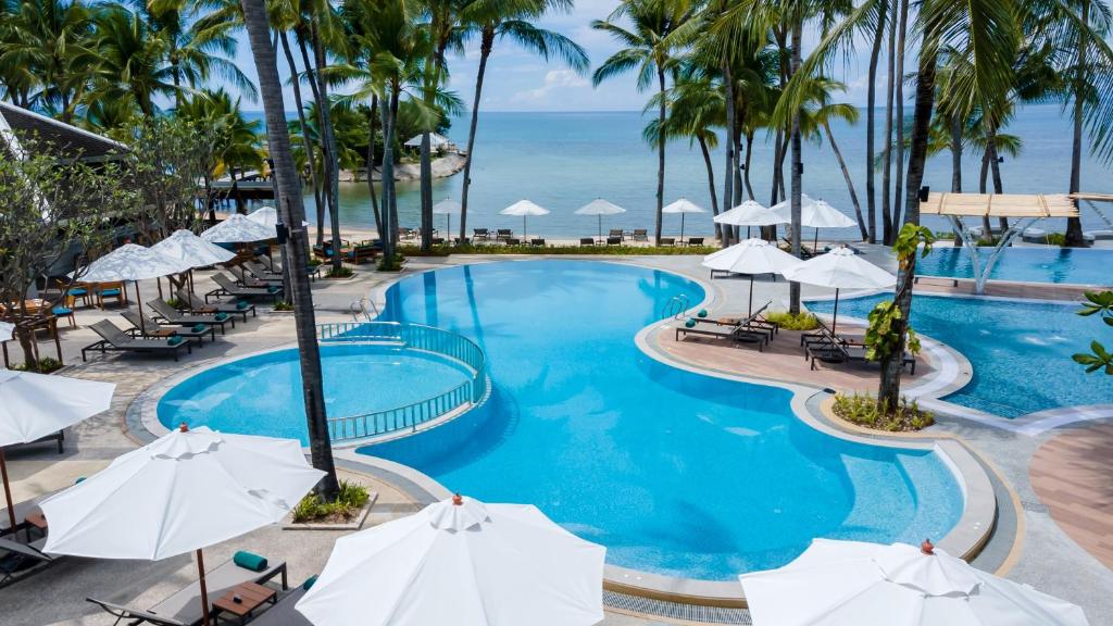 אאוטריגר קוסמוי ביץ' ריזורט (Outrigger Koh Samui Beach Resort)
