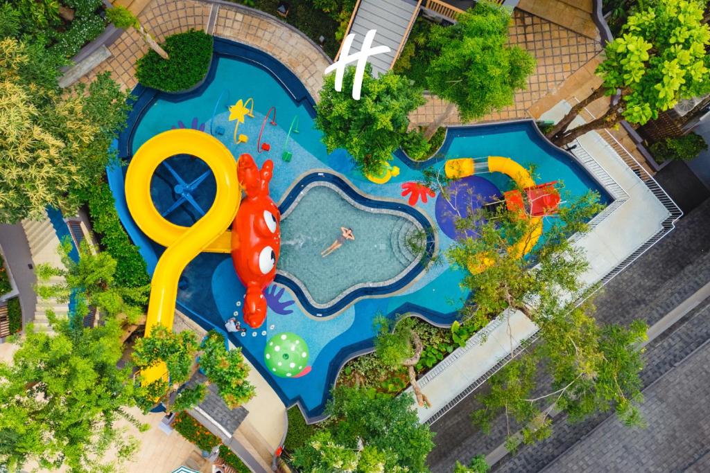 הולידיי אין ריזורט קראבי קלונג מואנג (Holiday Inn Resort Krabi Klong Muang Beach)