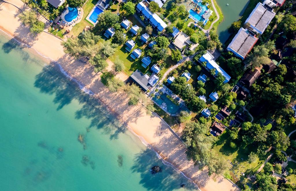 קאו לאק אמרלד ביץ' ריזורט אנד ספא (Khaolak Emerald Beach Resort & Spa)