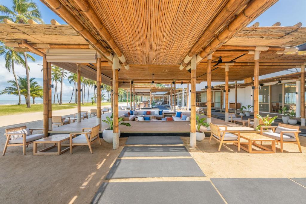 ג'יי דבליו מאריוט קאו לאק ריזורט אנד ספא (JW Marriott Khao Lak Resort & Spa)