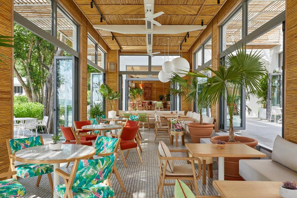 דה סטנדרט הואה הין (The Standard, Hua Hin)