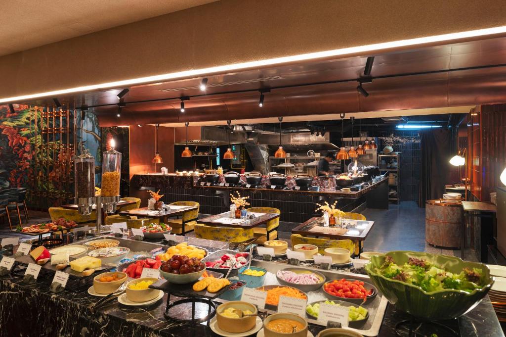 ואליה הוטל בנגקוק (Valia Hotel Bangkok)