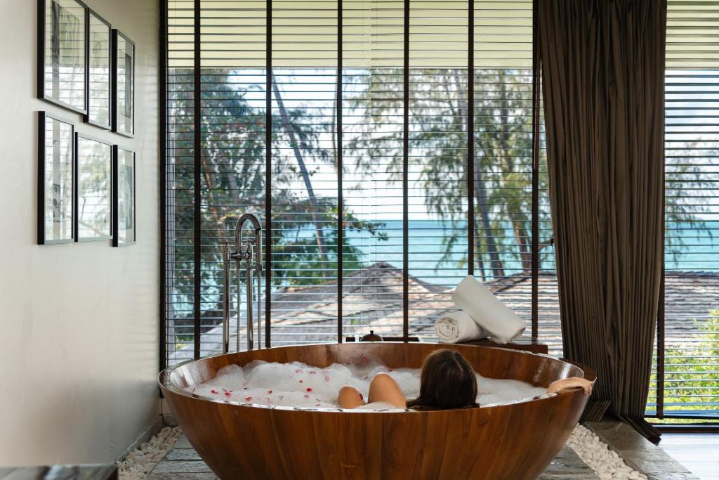 ניקי ביץ' קו סמוי (Nikki Beach Resort & Spa Koh Samui)