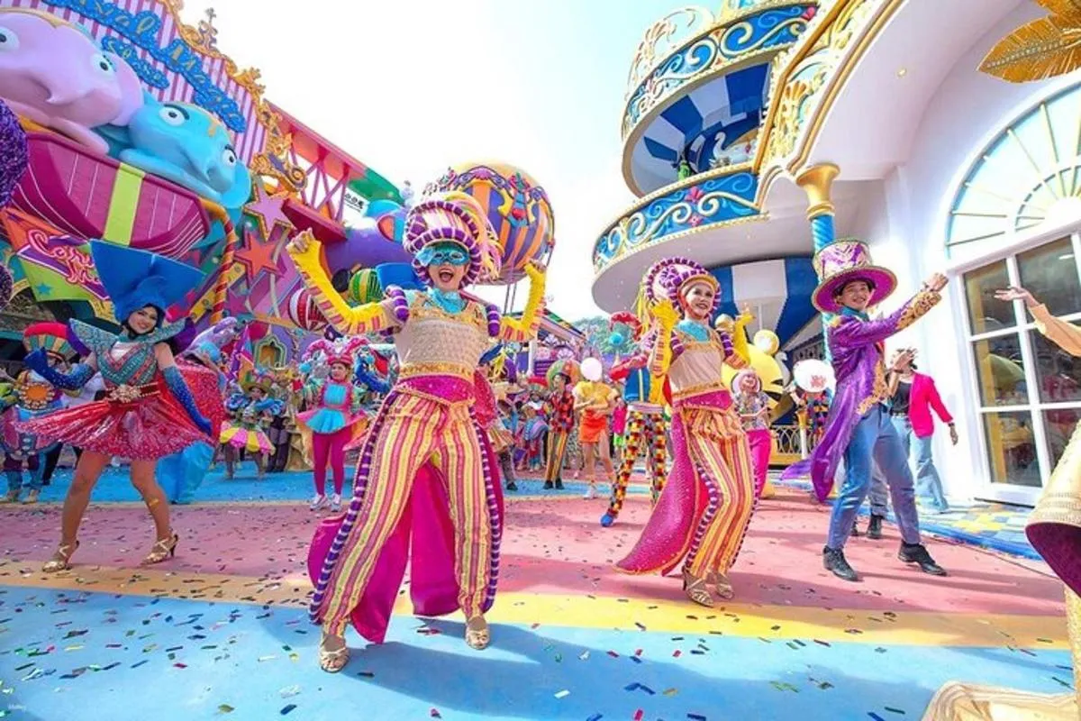 קרניבל מג'יק פוקט – Carnival Magic Phuket