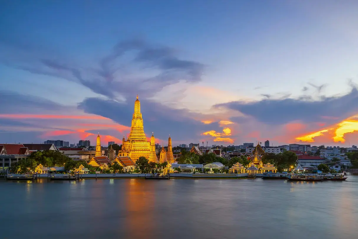 שייט בנהר בבנגקוק עם ארוחת ערב – Chao Phraya River Cruise